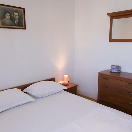 Apartments Ivica - 150M From Sea Трогір Екстер'єр фото